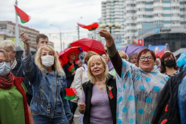MINSK, BELARUS - 9 AĞUSTOS, 2020: Beyaz Rusya Cumhurbaşkanı Alexander Lukashenko için hükümet yanlısı miting