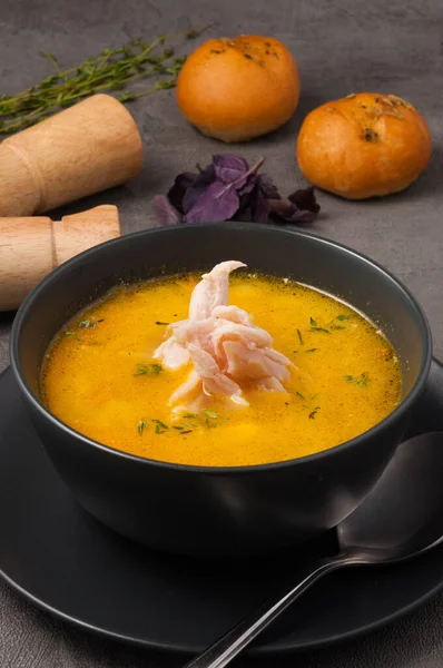 Tasty Chicken Soup Rolls Dark Bowl — Stock Photo, Image