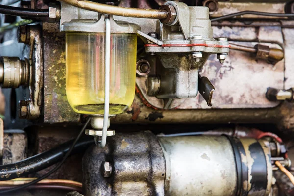 Detalhe de um motor antigo trator histórico — Fotografia de Stock