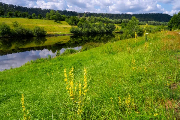 Idylliskt Landskap Längs Kanal Altmuehltal Bayern Tyskland — Stockfoto