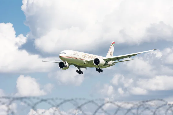 Avión de pasajeros —  Fotos de Stock