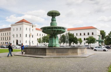 Münih Ludwig Maximilian Üniversitesi
