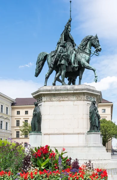 Monumento al Rey Ludwig en Munich — Foto de Stock