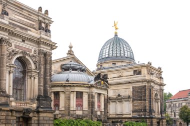Dresden Güzel Sanatlar Akademisi