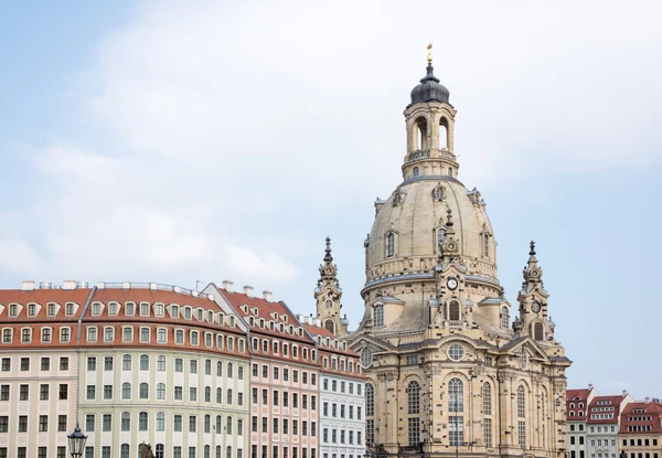 Ciudad de Dresde con Frauenkirche —  Fotos de Stock