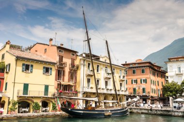 Malcesine tarihi gemisiyle