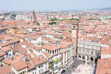 Verona üzerinde havadan görünümü
