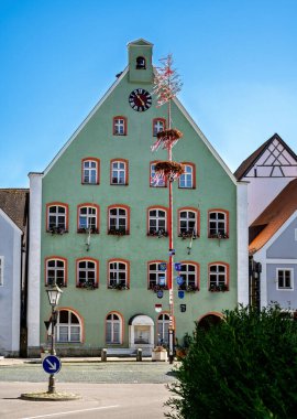 Pappenheim 'ın tarihi belediye binası (Bavyera, Almanya)