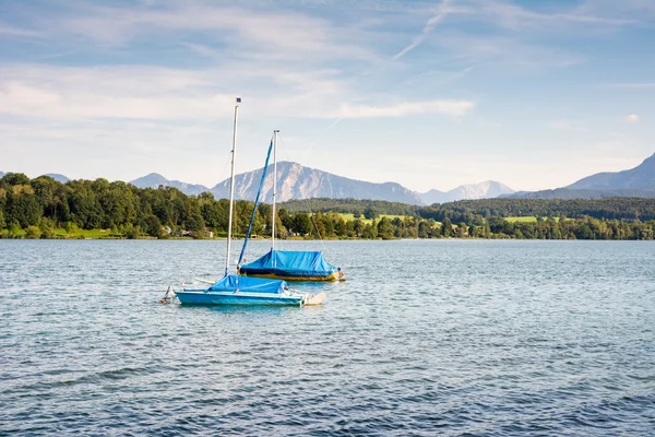 Lake RIEGSEE, yelkenli tekne — Stok fotoğraf