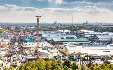 Münih'in Oktoberfest üzerinden görünüm