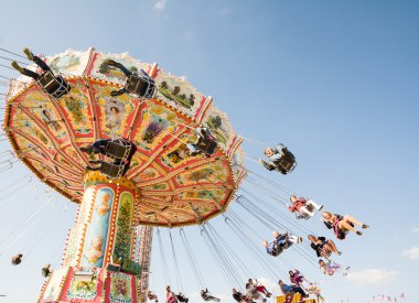 Münih'in Oktoberfest, geleneksel Chairoplane