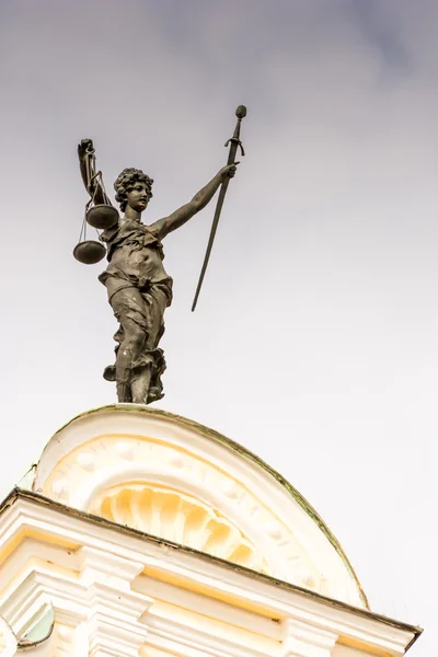 Justitia escultura em Ingolstadt — Fotografia de Stock