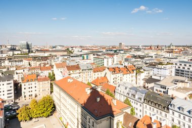 Münih üzerinden havadan görünümü