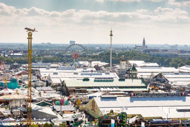 Münih'in Oktoberfest üzerinden görünüm
