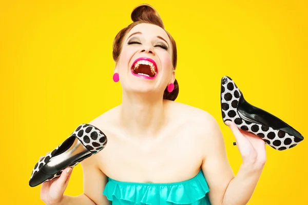 Pin-up shoemaniac — Fotografie, imagine de stoc