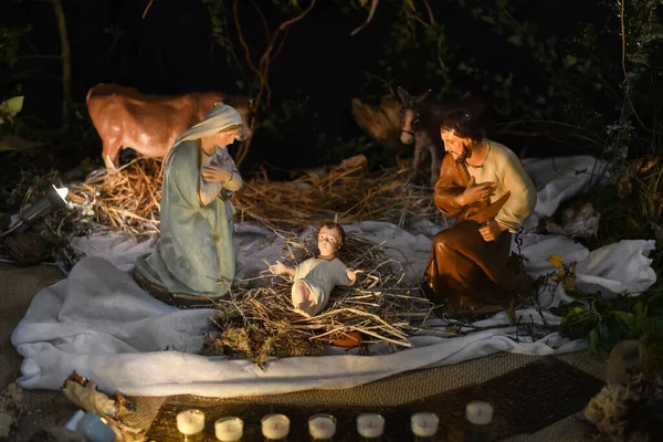 Creche Natal Com José Maria Pequeno Jesus — Fotografia de Stock
