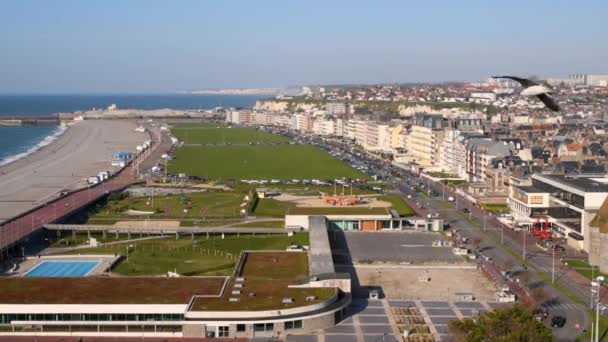 DIEPPE, FRANCE - APRIL 22, 2021: Top view of the city of Dieppe and the ocean coast — Wideo stockowe