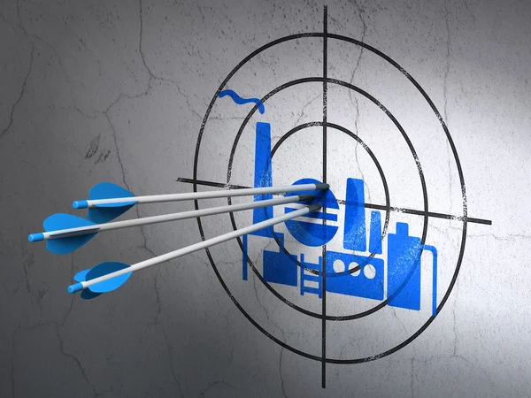Manufacuring kavramı: Petrol ve gaz Indusry okları hedef duvar arka plan üzerinde — Stok fotoğraf