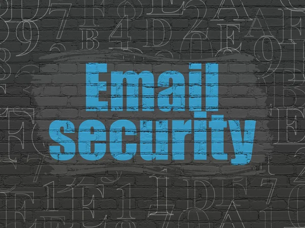Концепция защиты: Безопасность электронной почты на фоне стен — стоковое фото