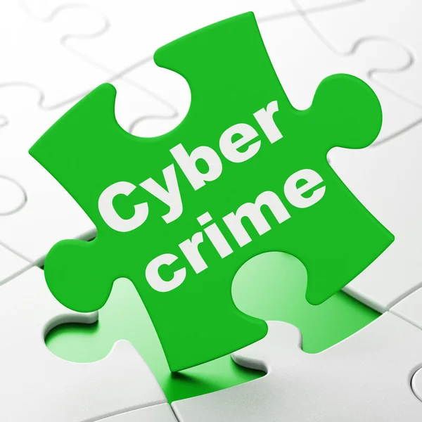 Datenschutzkonzept: Cyberkriminalität vor rätselhaftem Hintergrund — Stockfoto