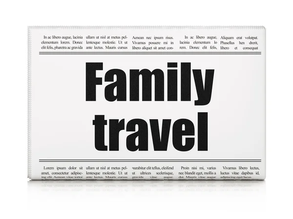 Urlaubskonzept: Zeitungsschlagzeile Familienreisen — Stockfoto