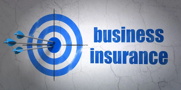 Концепция страхования: целевое и бизнес страхование на настенном фоне — стоковое фото