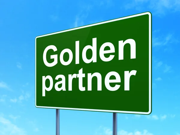 Bedrijfsconcept: Gouden Partner op weg teken achtergrond — Stockfoto