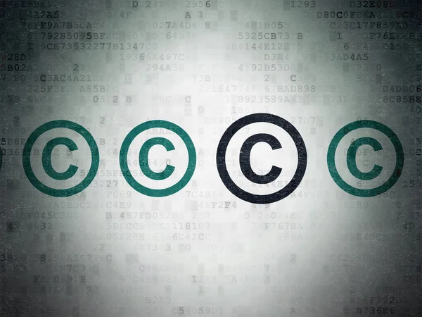 Понятие закона: значок авторского права на фоне цифровой бумаги — стоковое фото