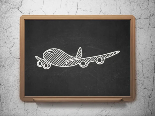 Turism-konceptet: flygplan på svarta tavlan bakgrund — Stockfoto