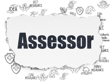 Sigorta kavramı: yırtık kağıt arka plan üzerinde değerlendirme uzmanı