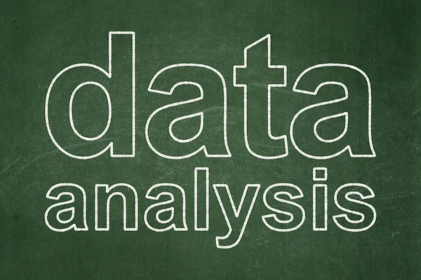 Information koncept: dataanalys på svarta tavlan bakgrund — Stockfoto