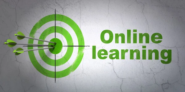 Concepto de aprendizaje: objetivo y aprendizaje en línea en el fondo de la pared — Foto de Stock