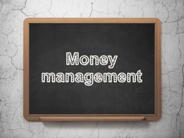 Bankkonzept: Geldmanagement auf Kreidetafel — Stockfoto