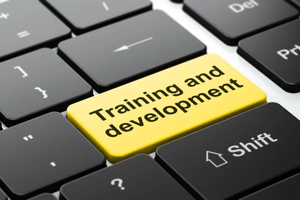 Learning concept: training en ontwikkeling op achtergrond van computer toetsenbord — Stockfoto