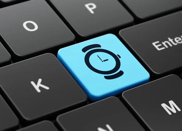 Koncepcja osi czasu: zegarek na tle klawiatury komputera — Zdjęcie stockowe