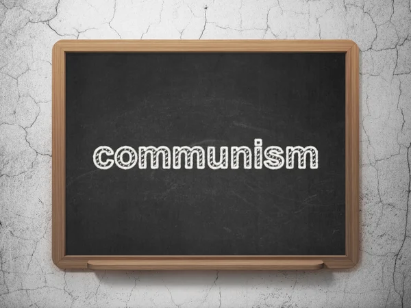 Politiek concept: communisme op schoolbord achtergrond — Stockfoto