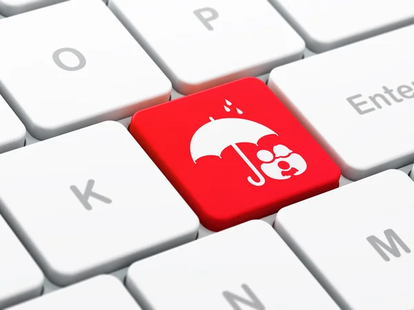 Schutzkonzept: Familie und Regenschirm auf Computertastatur — Stockfoto