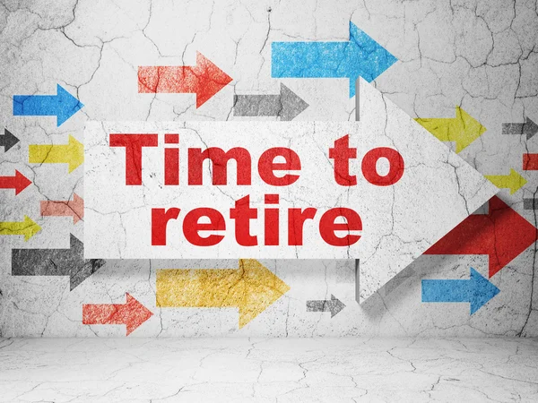 时间轴概念：在格格墙背景上具有"时间要退休"的箭头 — 图库照片