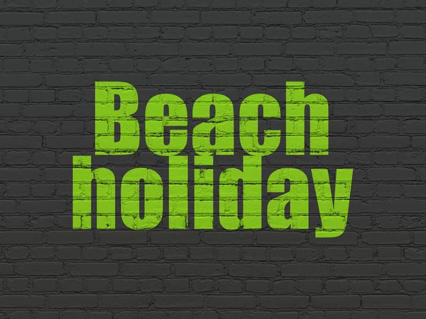Vakantie concept: strandvakantie op muur achtergrond — Stockfoto
