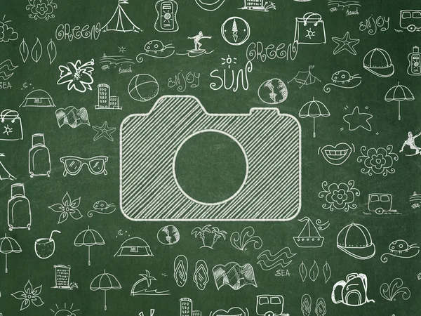 Concetto di vacanza: Fotocamera fotografica sullo sfondo del consiglio scolastico — Foto Stock