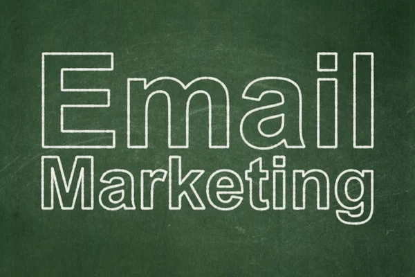 Concept de finance : Email Marketing sur fond de tableau — Photo