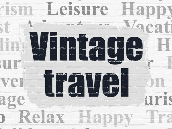 Feriebegrep: Vintage Travel på veggbakgrunn – stockfoto