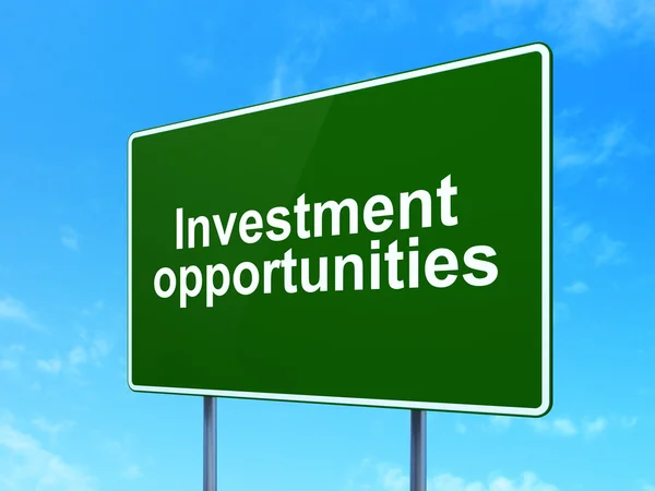 Concetto di business: opportunità di investimento sullo sfondo dei segnali stradali — Foto Stock