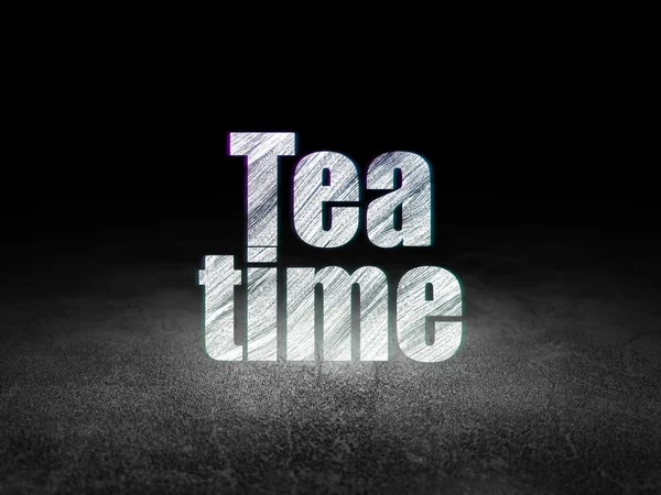 Concepto de tiempo: Tiempo de té en el cuarto oscuro grunge — Foto de Stock