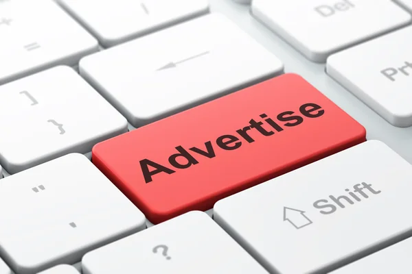 Reklam kavramı: bilgisayar klavye arka plan üzerinde reklam — Stok fotoğraf