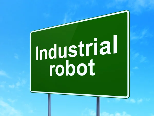 Koncepcja branżowa: Robot przemysłowy na tle znaku drogowego — Zdjęcie stockowe