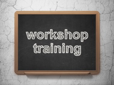 Kavram öğrenme: atölye Eğitim kara tahta arka plan üzerinde