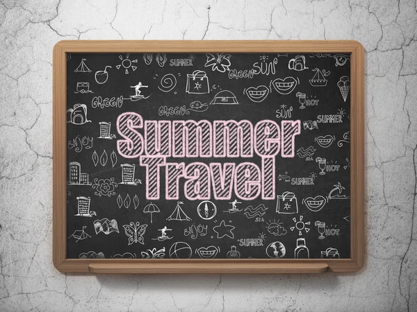 Conceito de turismo: Summer Travel on School Board background — Fotografia de Stock