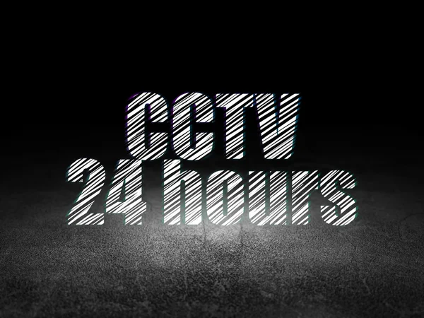 Koncepcji ochrony: Cctv 24 godziny w ciemnym pokoju grunge — Zdjęcie stockowe