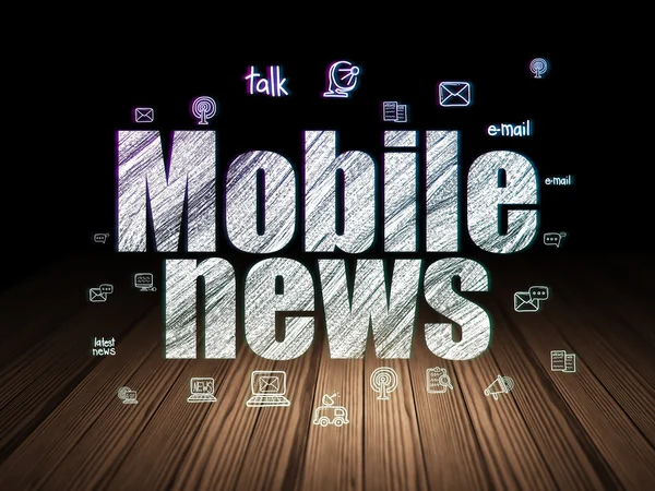 Concepto de noticias: Mobile News en sala oscura grunge —  Fotos de Stock